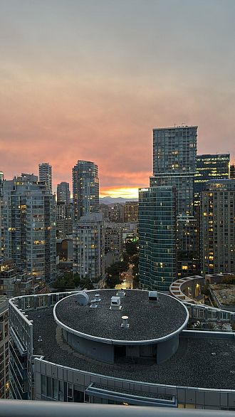 3301 233 Robson Street