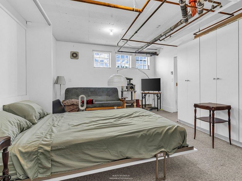 141 Alexander Street