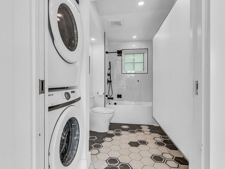 141 Alexander Street