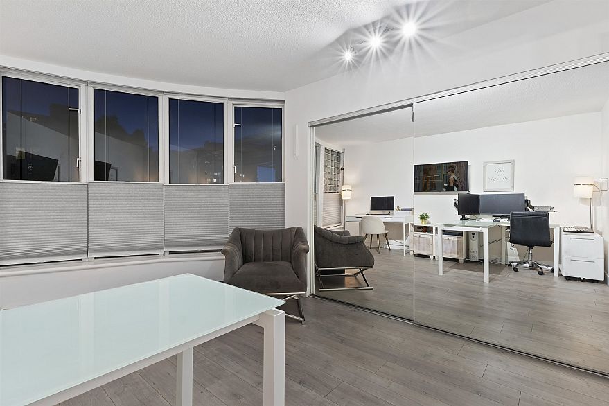 301 789 Jervis Street