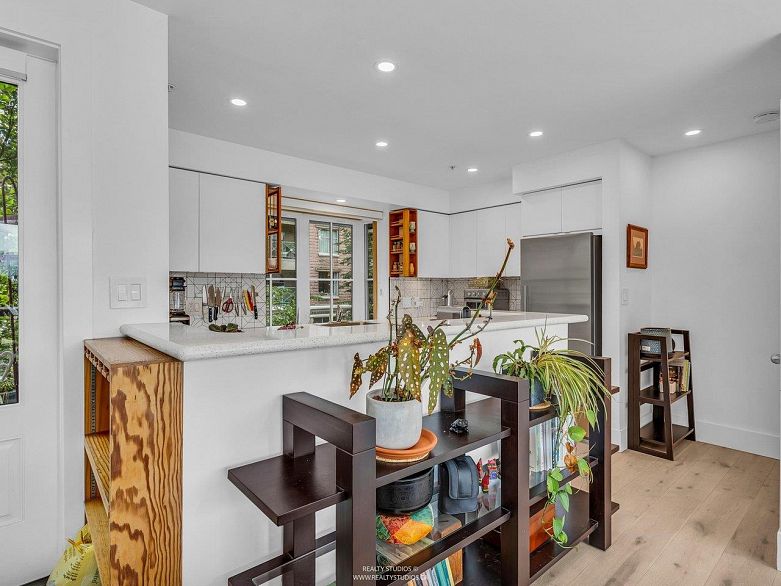 141 Alexander Street