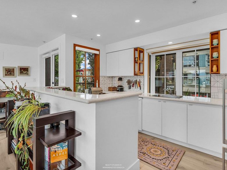 141 Alexander Street