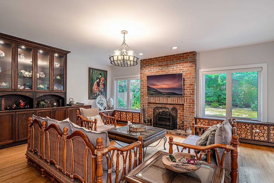 6336 Wiltshire Street