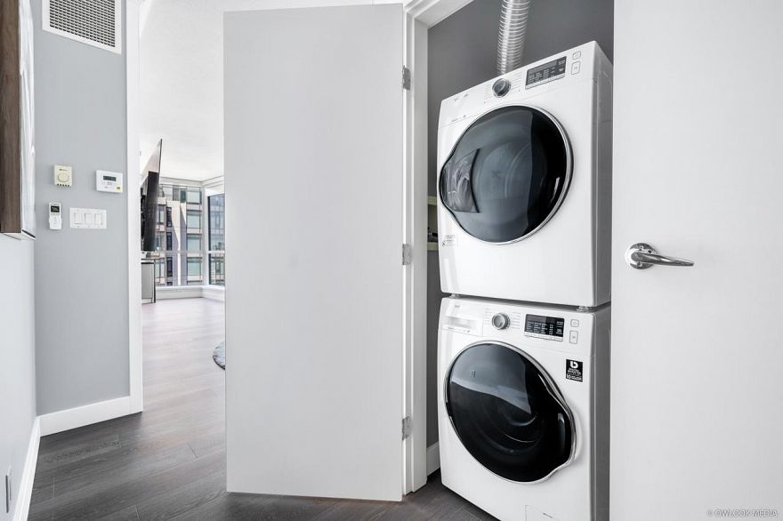 3501 1189 Melville Street