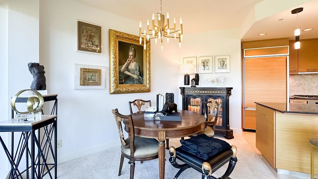 401 1925 Alberni Street