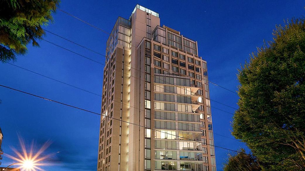 401 1925 Alberni Street