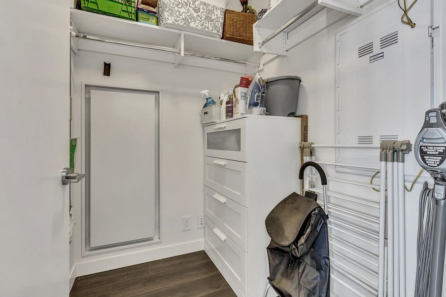 1801 111 E 1st Avenue