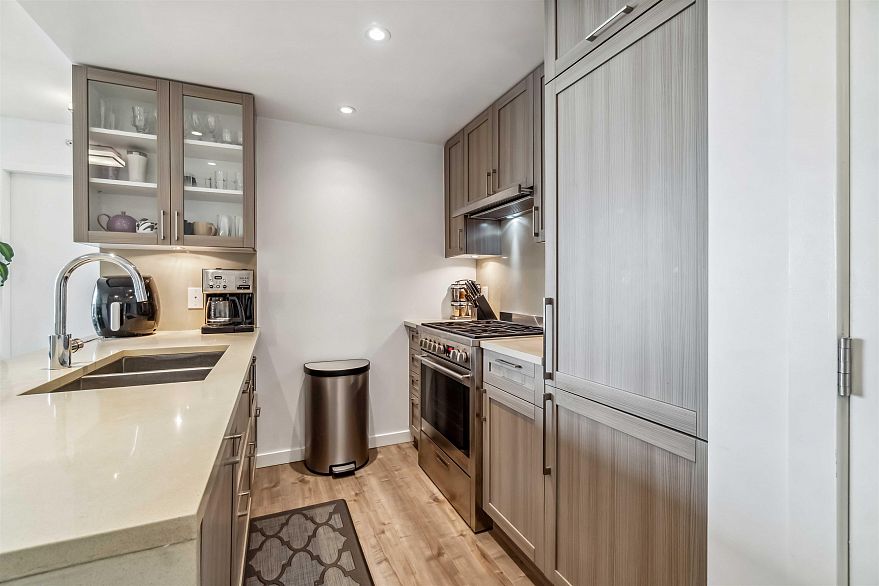 1902 5665 Boundary Road