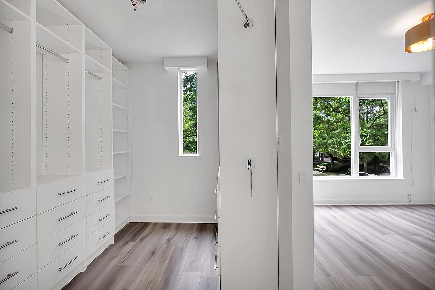 1277 W Cordova Street