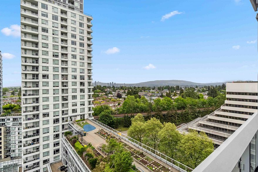 1902 5665 Boundary Road