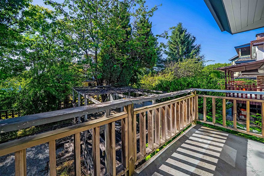 7791 Sparbrook Crescent