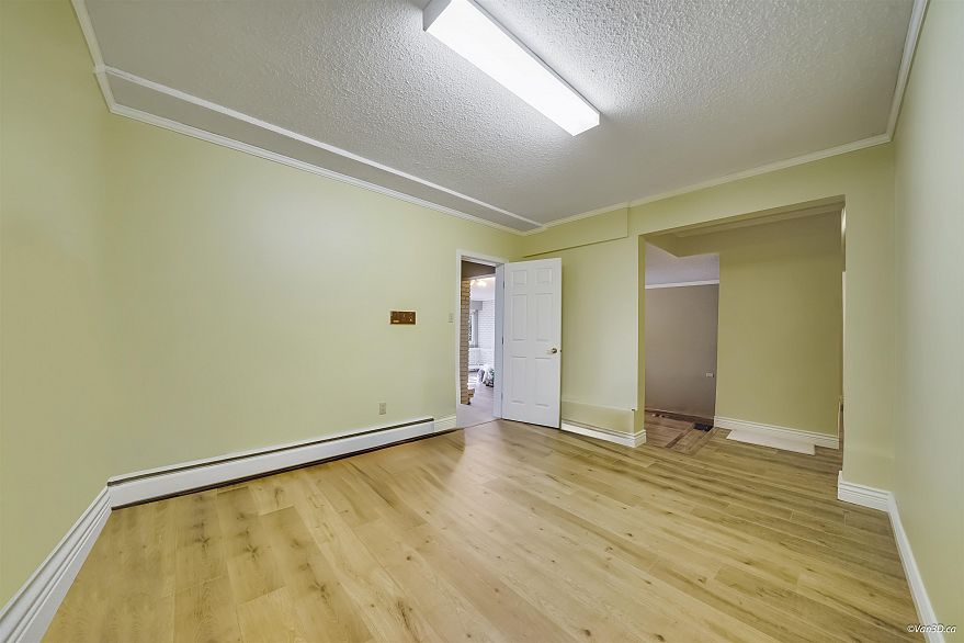 7791 Sparbrook Crescent