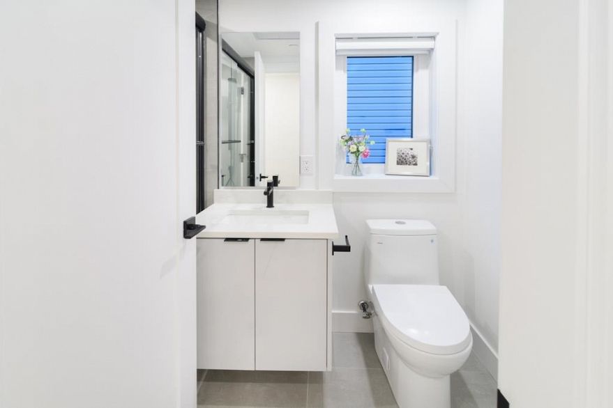 3304 Wellington Avenue