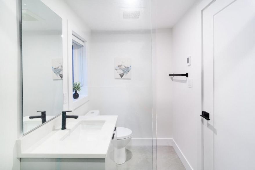 3304 Wellington Avenue