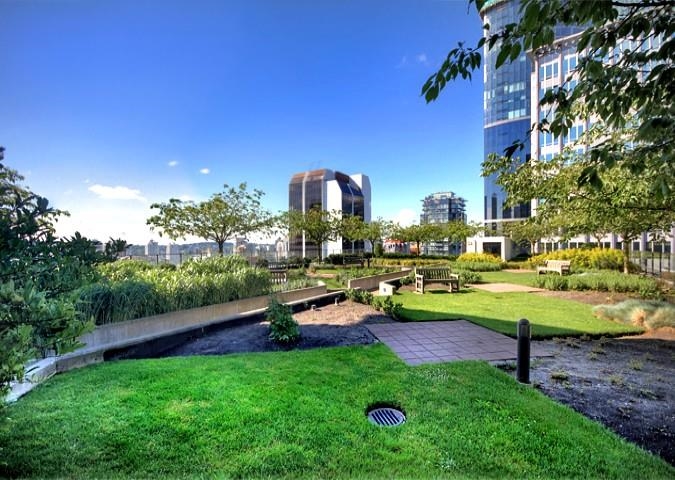 1522 938 Smithe Street