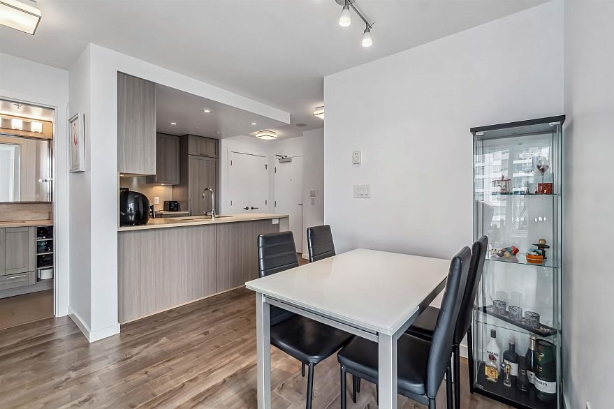 1902 5665 Boundary Road