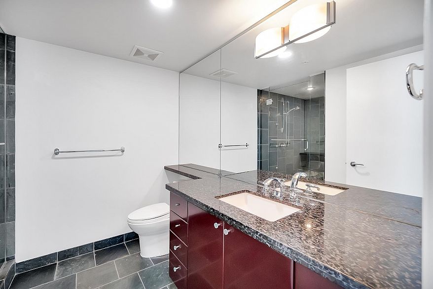 1277 W Cordova Street