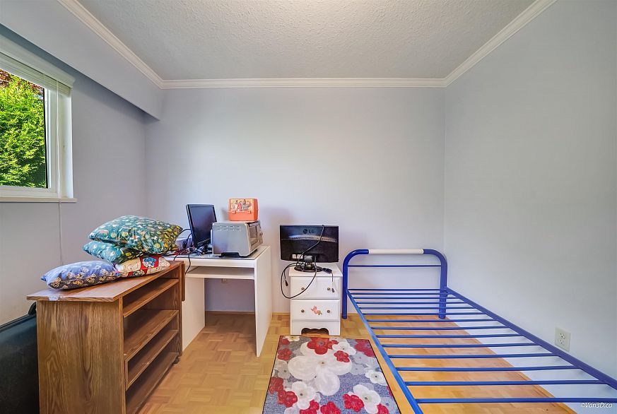 7791 Sparbrook Crescent