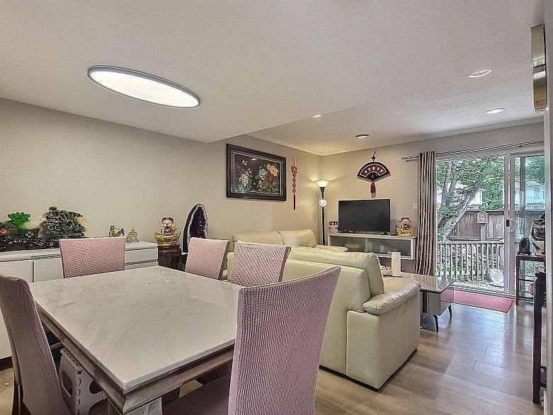 6878 Arlington Street