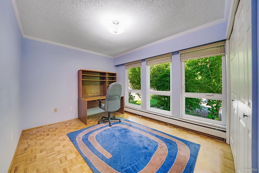 7791 Sparbrook Crescent