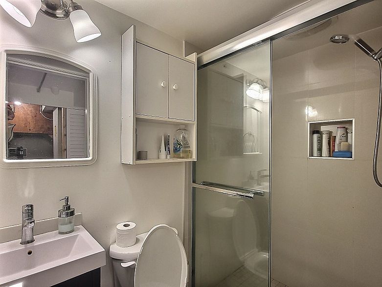 6878 Arlington Street