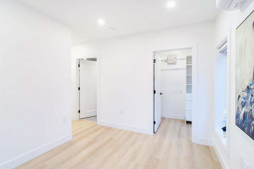 3304 Wellington Avenue