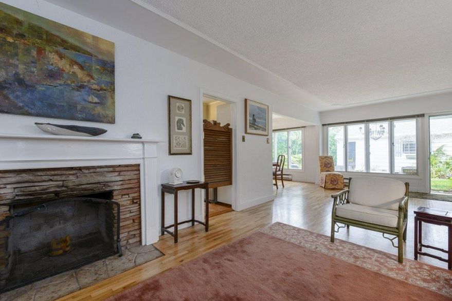 125 E 48th Avenue