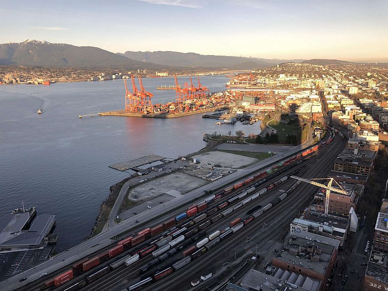 2609 438 Seymour Street