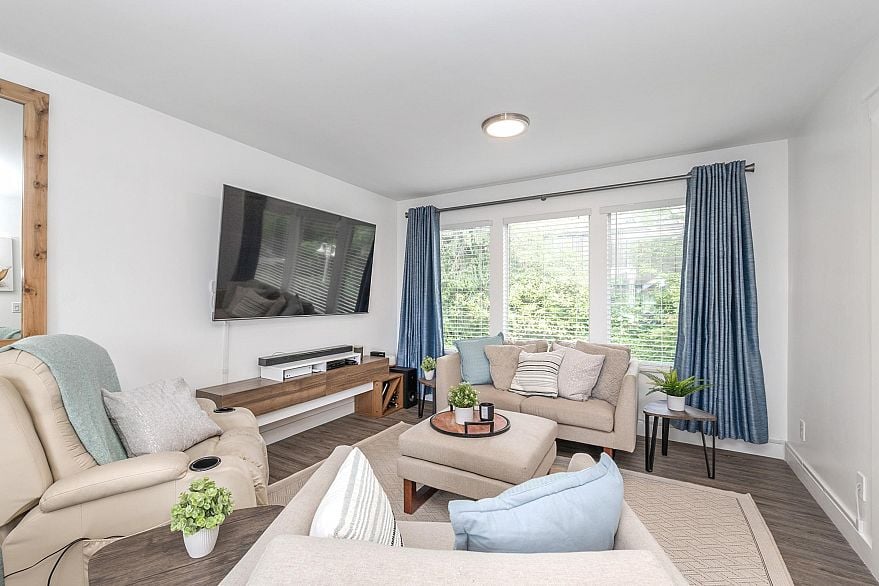 2313 Quayside Court