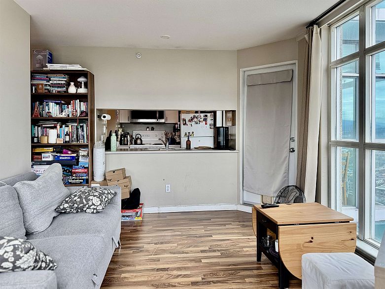 2609 438 Seymour Street