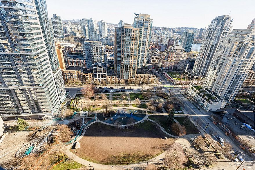 2406 1155 Seymour Street