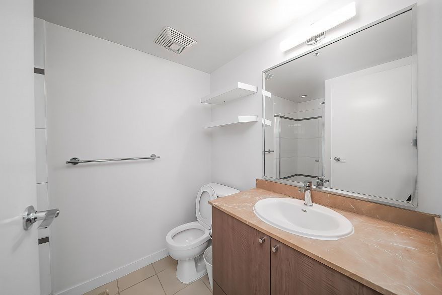 807 610 Granville Street