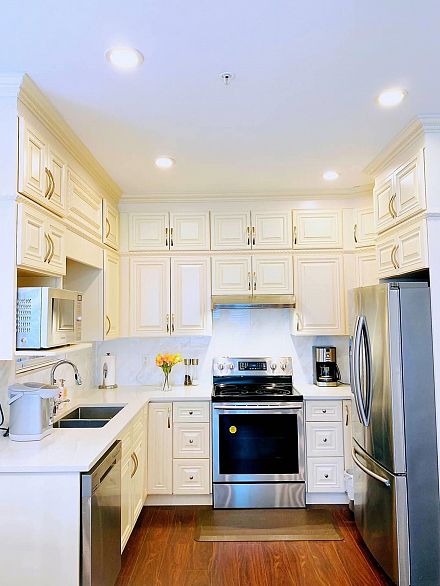 6451 Beatrice Street