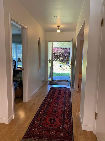 5876 Highbury Street