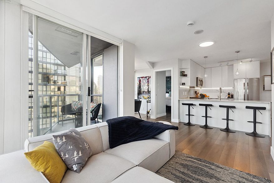 2406 1155 Seymour Street