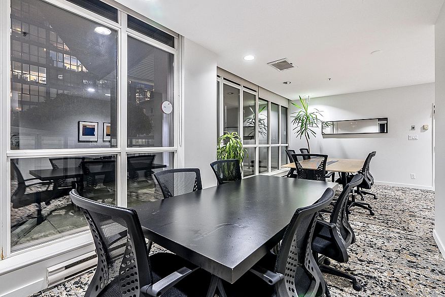 2406 1155 Seymour Street