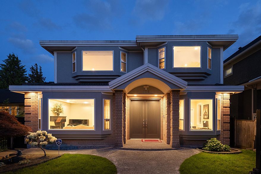 590 W 63rd Avenue