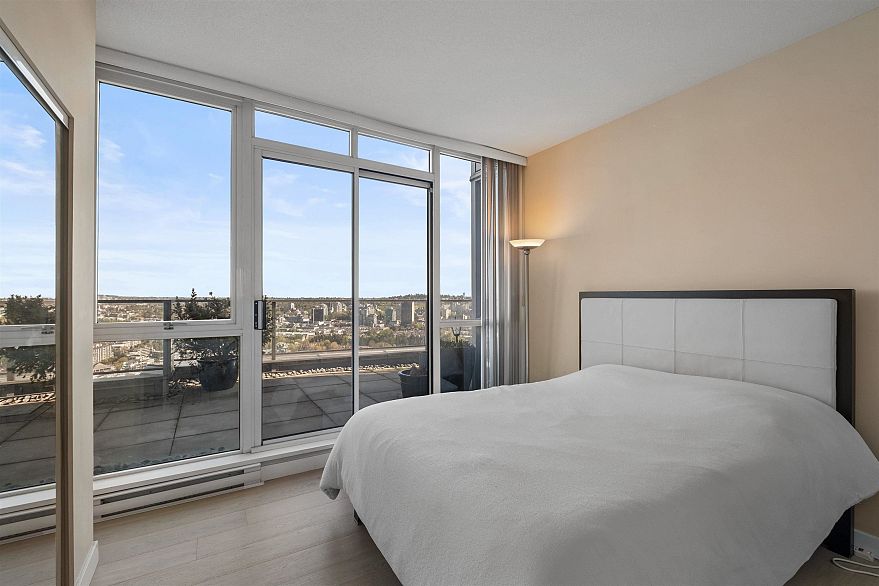 4201 1408 Strathmore Mews