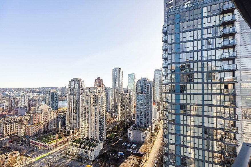 2406 1155 Seymour Street
