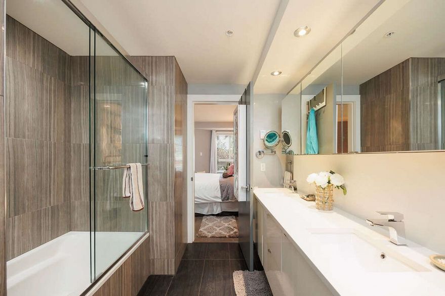 202 2250 SE Marine Drive