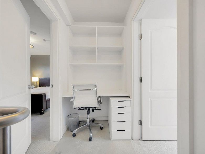 204 3788 W 10th Avenue