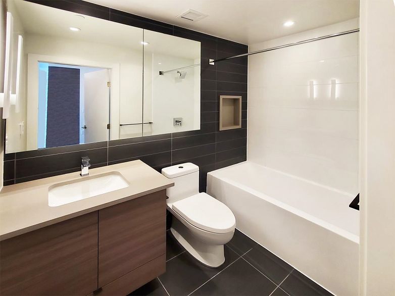 507 3438 Sawmill Crescent