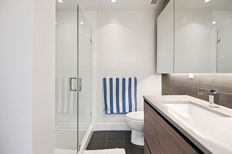 6 8589 Rivergrass Drive