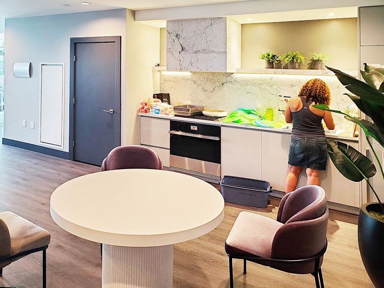 507 3438 Sawmill Crescent