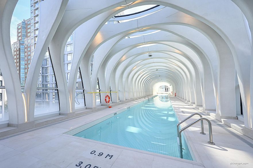 2808 1033 Nelson Street