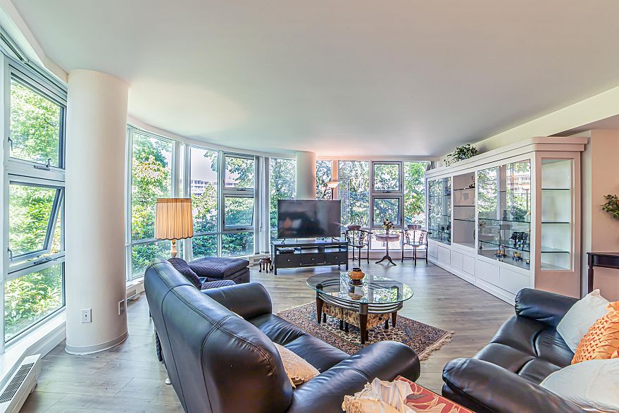 212 688 Fairchild Road