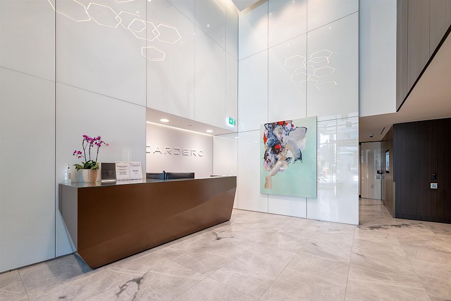 1701 620 Cardero Street