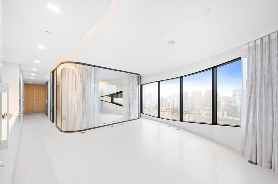 2808 1033 Nelson Street