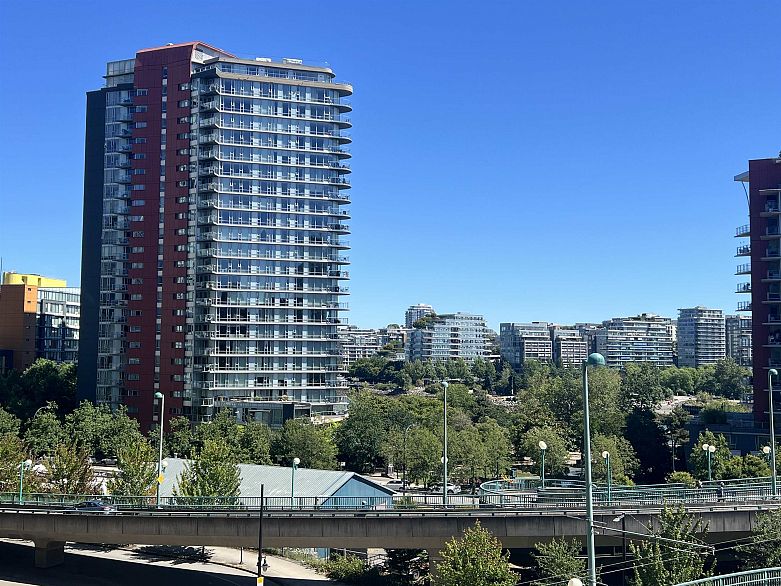 683 87 Nelson Street