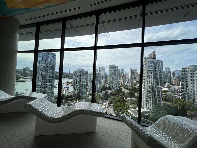 683 87 Nelson Street